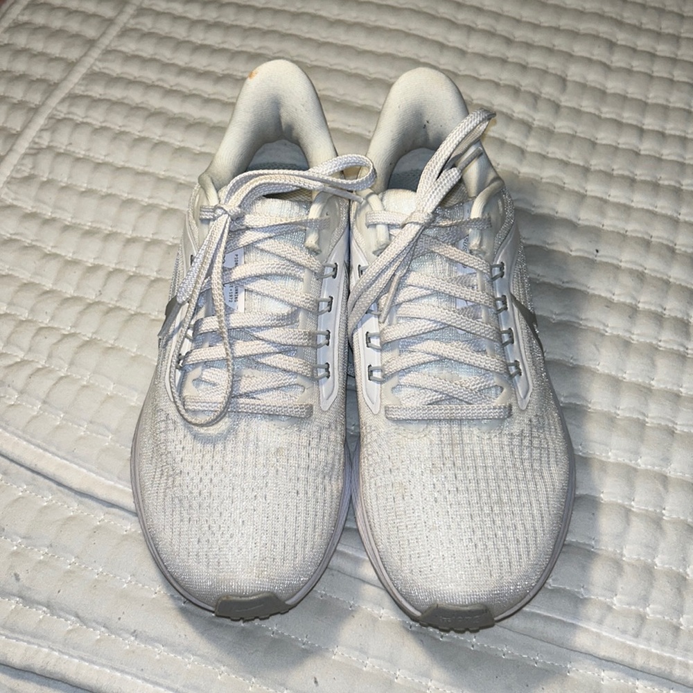 Women’s Nike Pegasus 39 running shoes